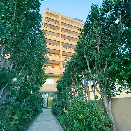 Royal Crown Hotel Giza Pyramids View Kafrat al Jabal Экстерьер фото