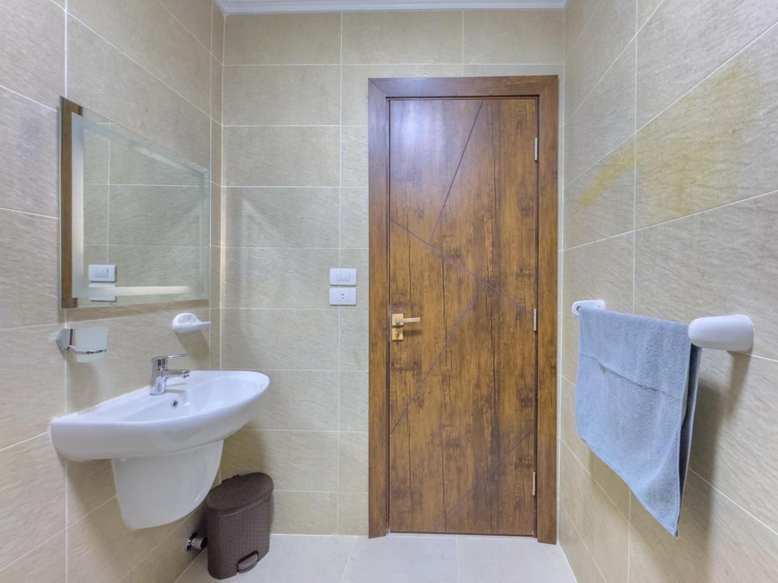 Royal Crown Hotel Giza Pyramids View Kafrat al Jabal Экстерьер фото