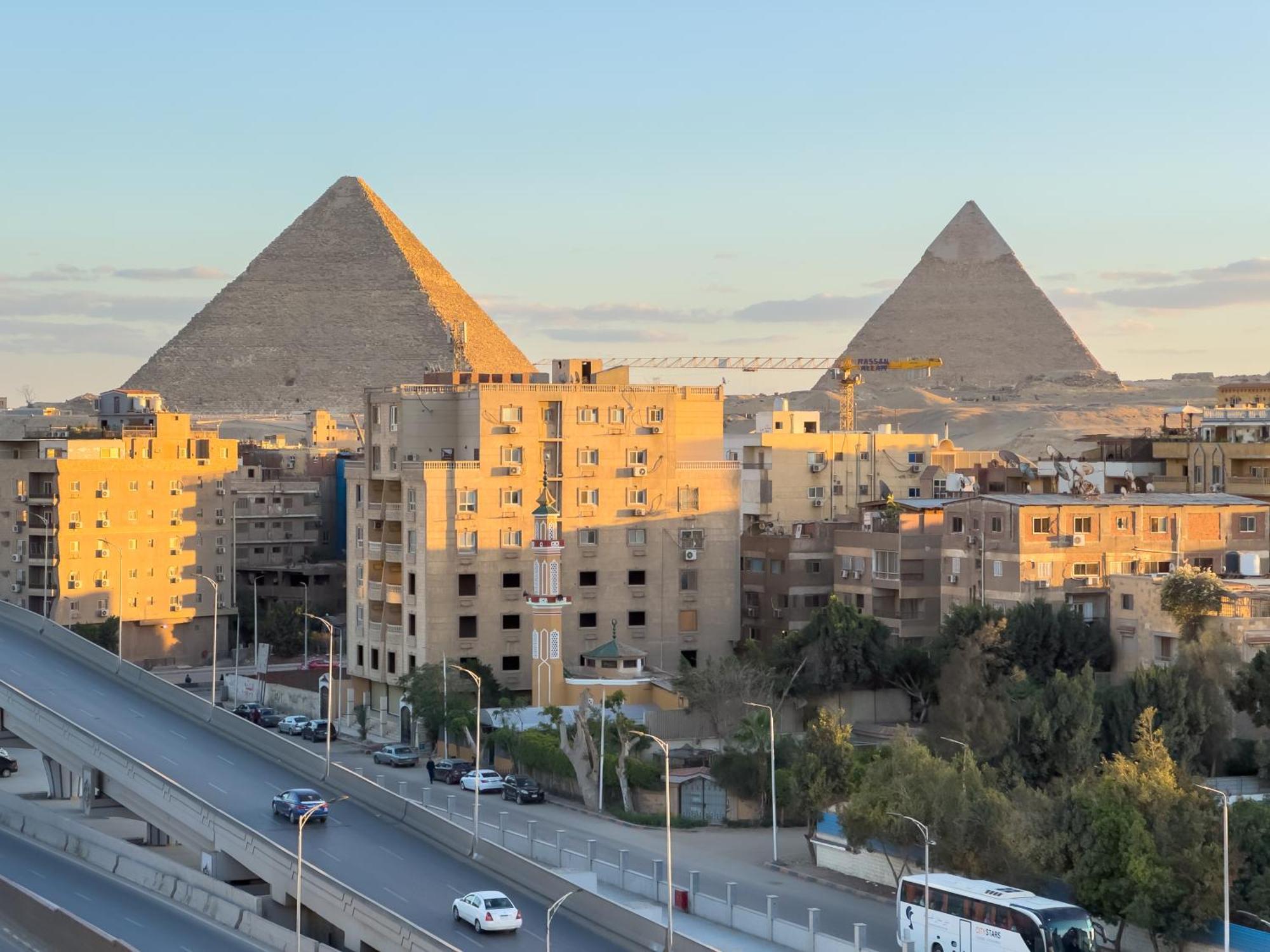 Royal Crown Hotel Giza Pyramids View Kafrat al Jabal Экстерьер фото