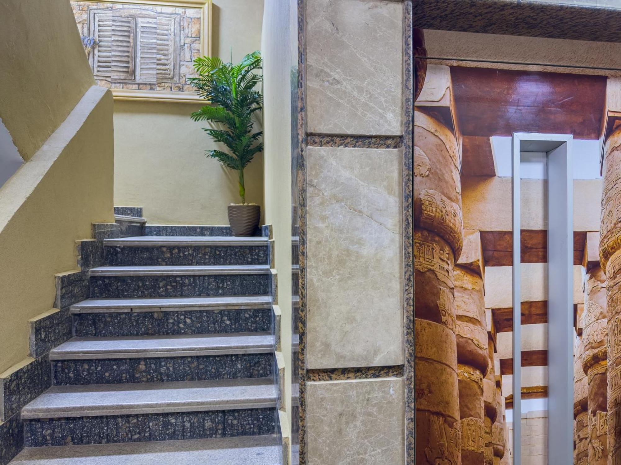 Royal Crown Hotel Giza Pyramids View Kafrat al Jabal Экстерьер фото
