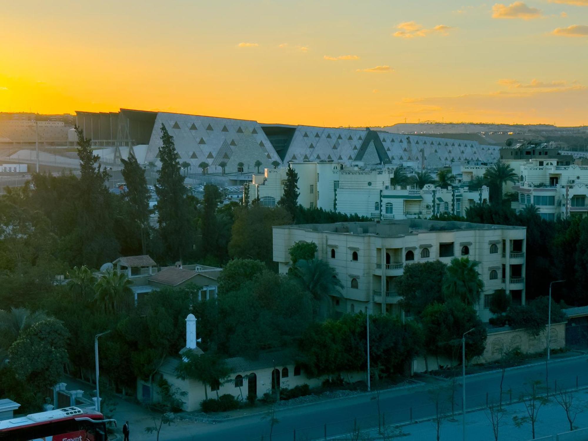 Royal Crown Hotel Giza Pyramids View Kafrat al Jabal Экстерьер фото