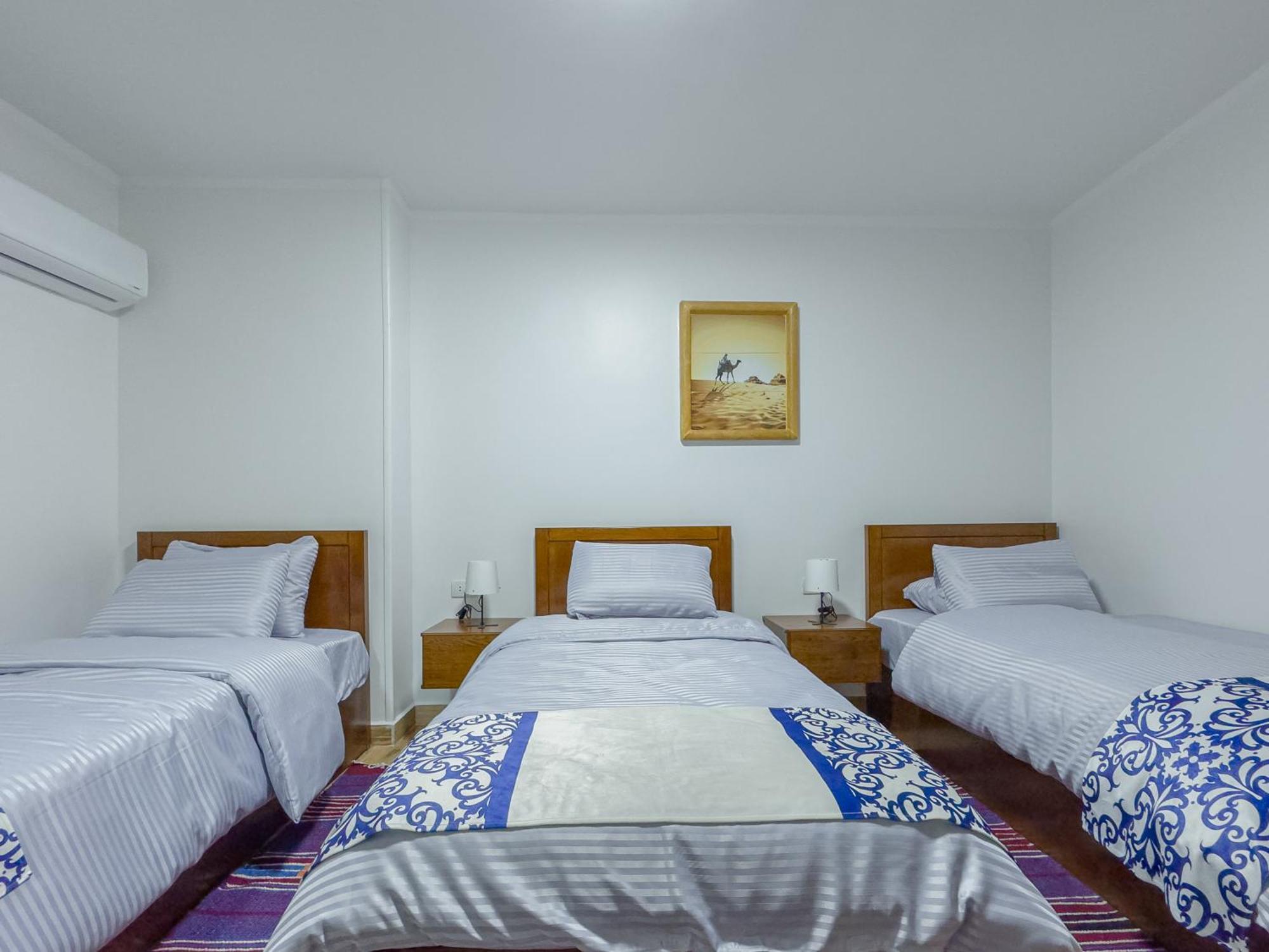 Royal Crown Hotel Giza Pyramids View Kafrat al Jabal Номер фото