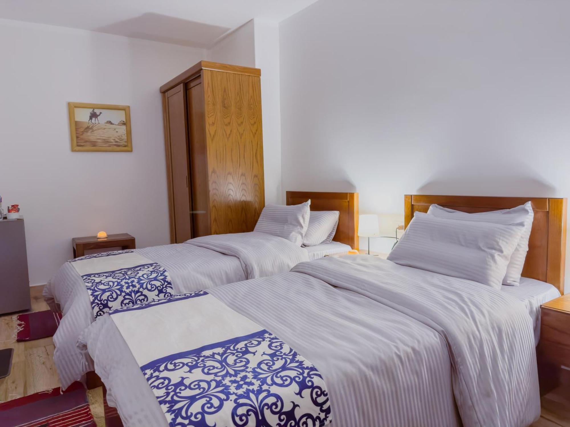 Royal Crown Hotel Giza Pyramids View Kafrat al Jabal Номер фото